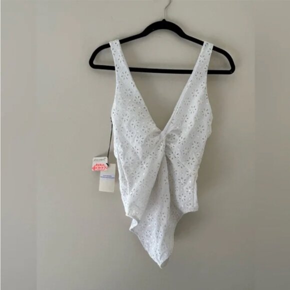 Free People Juillet NWT White Eyelets One-Piece Swimsuit size L - Picture 5 of 10